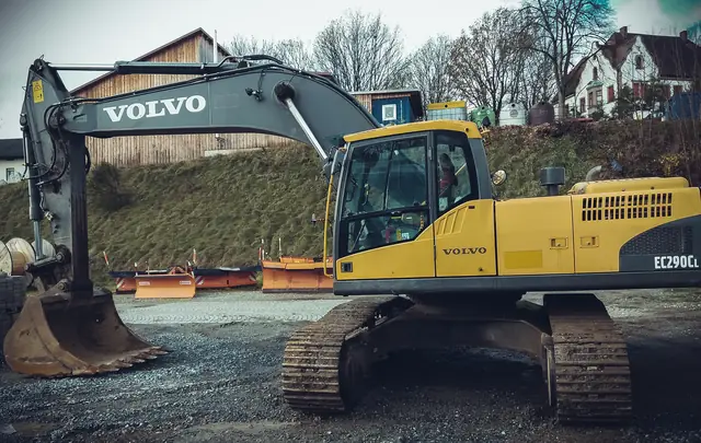 Kettenbagger Volvo im Bestand
